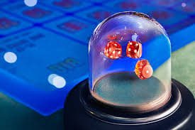 Antarmuka permainan slot Microgaming menampilkan reel dan fitur bonus di spinthewheel